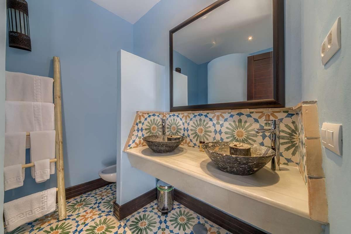 Apartamentos Turisticos Bahia De Trafalgar Zahora Ngoại thất bức ảnh
