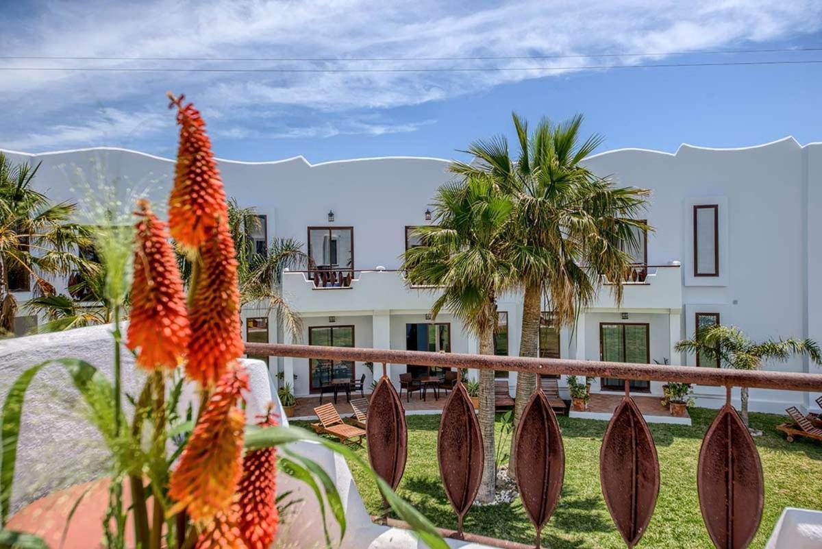 Apartamentos Turisticos Bahia De Trafalgar Zahora Ngoại thất bức ảnh